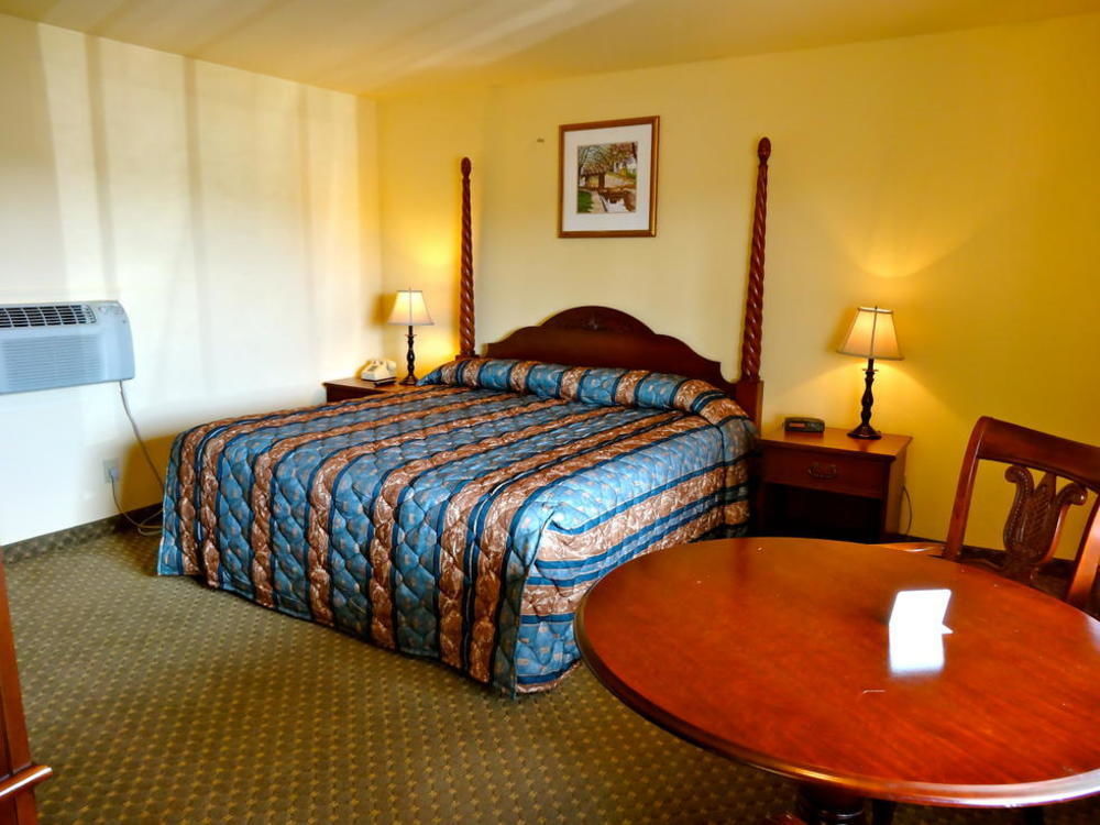 The Whispering Pines Motel- WhitestoneWhite Stone エクステリア 写真
