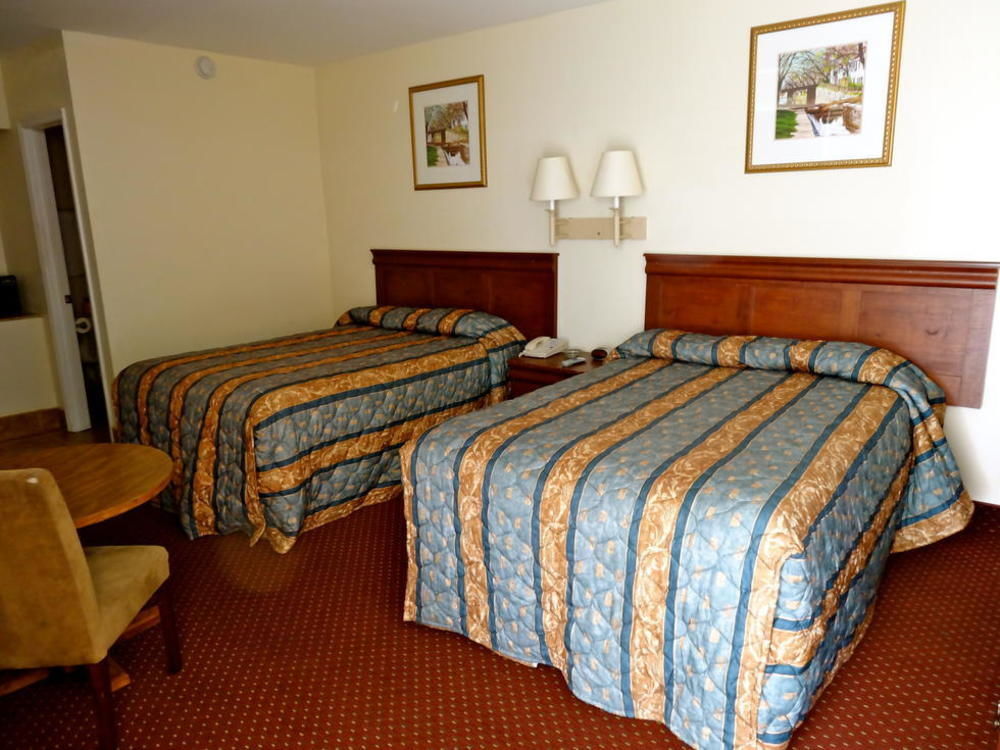 The Whispering Pines Motel- WhitestoneWhite Stone エクステリア 写真