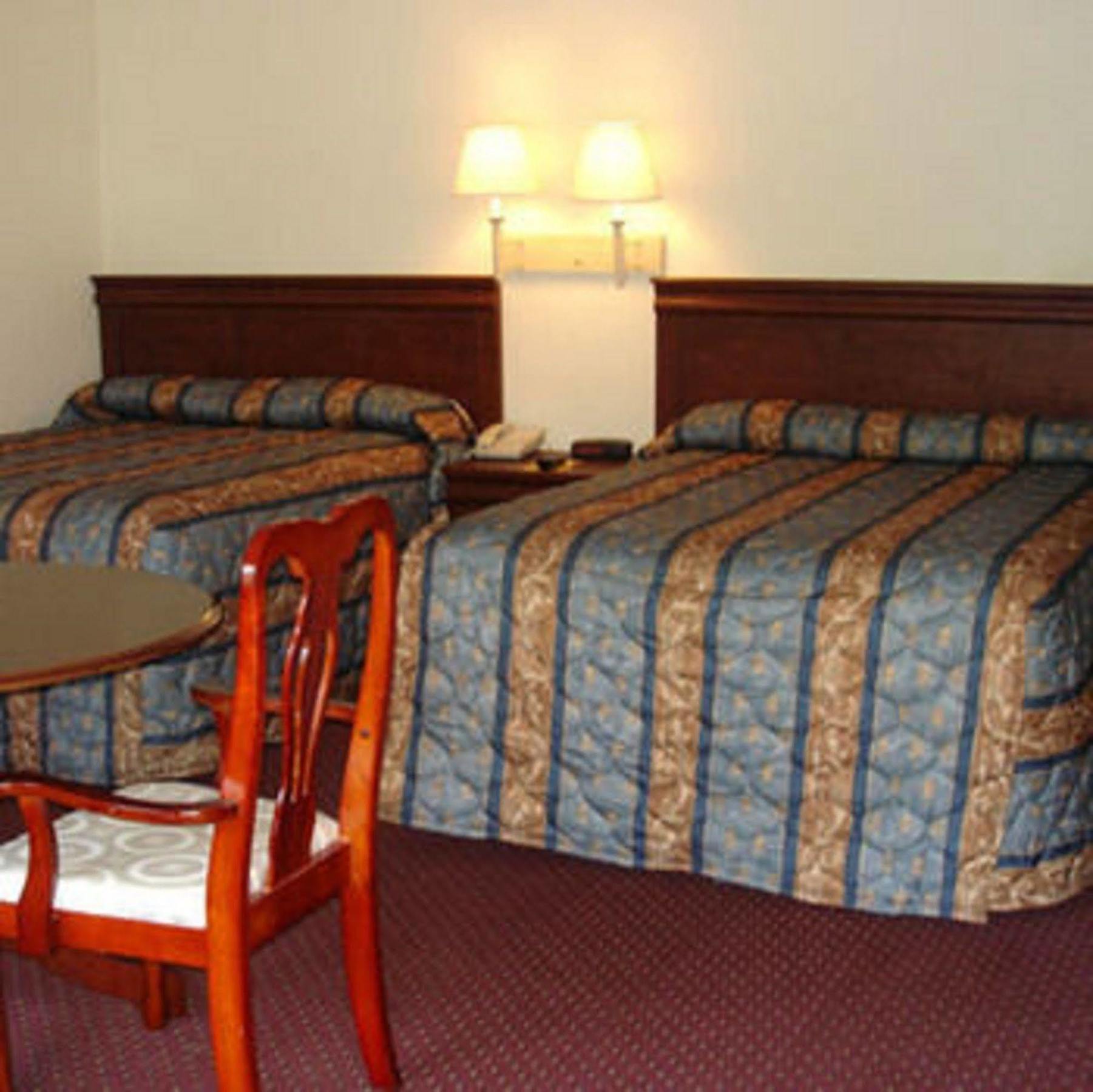 The Whispering Pines Motel- WhitestoneWhite Stone 部屋 写真